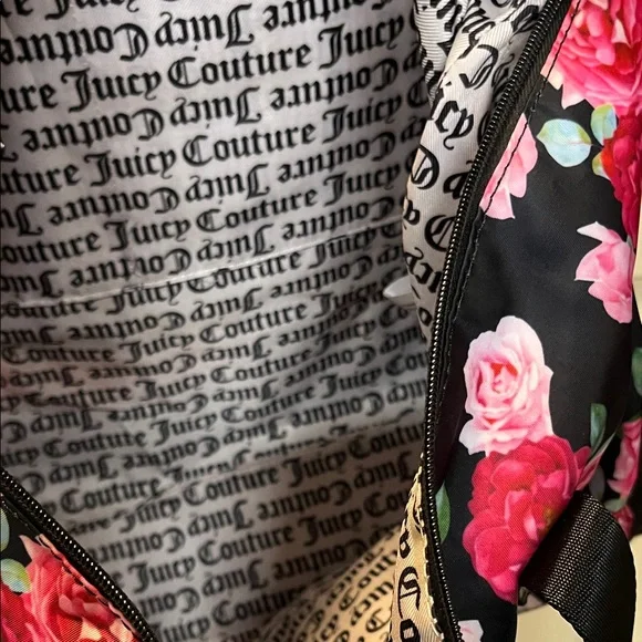 EUC Juicy Couture Sport Yourself overnight weekender duffle bag blk with roses - Picture 7 of 16